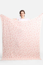 Pink Giraffe Print Luxury Soft Throw Blanket