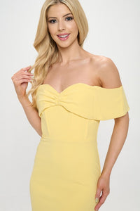 Yellow Ynez Off-The-Shoulder Mermaid Prom Maxi Dress