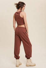 Chestnut Ribbed Crop Top And Jogger Pants Knit Sets