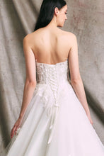 Off White Strapless Sweetheart Lace Top A Line Wedding Gown