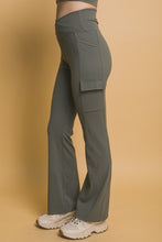 Moss Flared Cargo Leggings