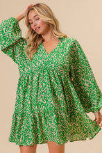 Green/Cream Woven Printed Dress With Side Pocket