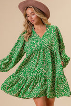 Green/Cream Woven Printed Dress With Side Pocket