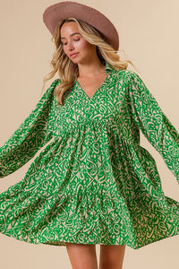 Green/Cream Woven Printed Dress With Side Pocket