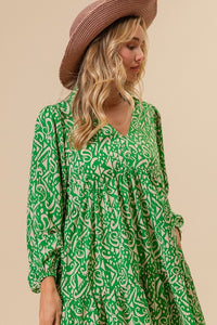 Green/Cream Woven Printed Dress With Side Pocket