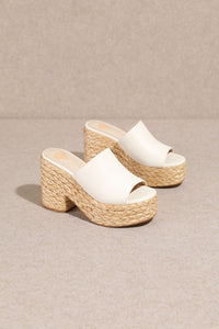 White Straw Natural Chunky Heel Sandals