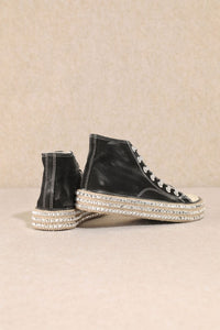 Black Rivets Soft Flat Heel Thick Bottom Cloth Shoes