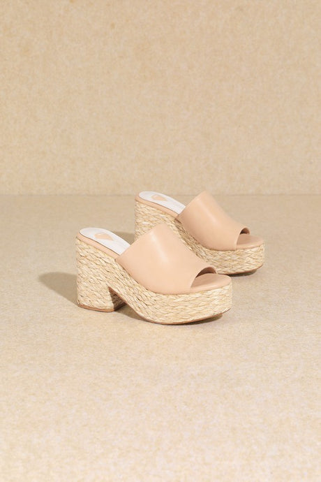 Nude Pink Straw Natural Chunky Heel Sandals